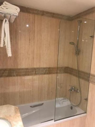 هتل نی سویتز