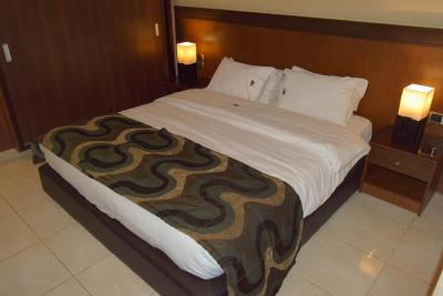 هتل نی سویتز