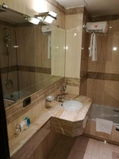 هتل نی سویتز