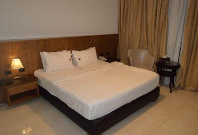 هتل نی سویتز