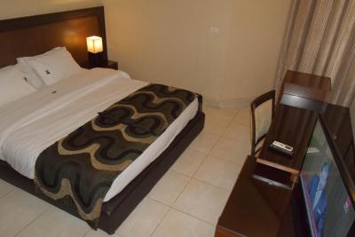 هتل نی سویتز