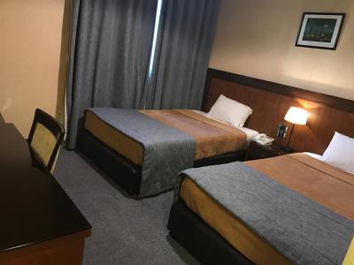 هتل نی سویتز