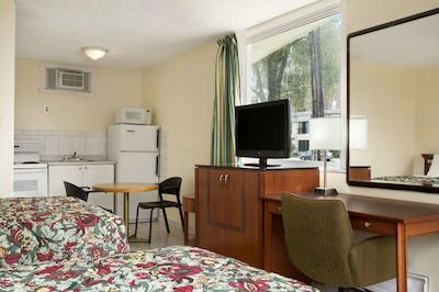 نایتز این بورلینگتون