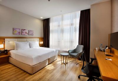 هیلتون گاردن این ککالی سکرپینار