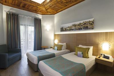 کلوب اند هتل لتونیا