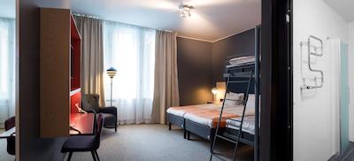 فیرست هتل سنترال