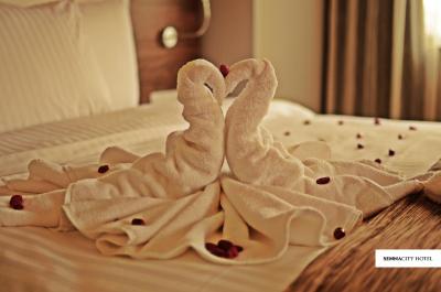 سناسیتی هتل