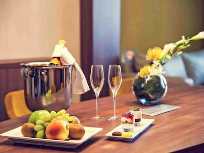 مرکور تیومن سنتر هتل