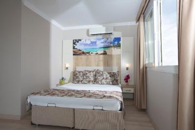 اکان بیچ هتل