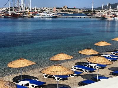 اکان بیچ هتل