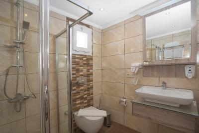 اکان بیچ هتل