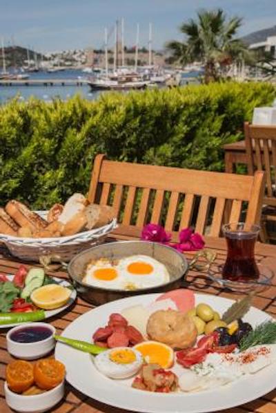 اکان بیچ هتل