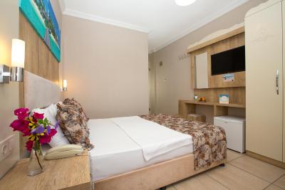 اکان بیچ هتل