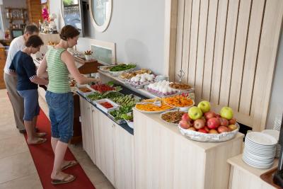 اکان بیچ هتل