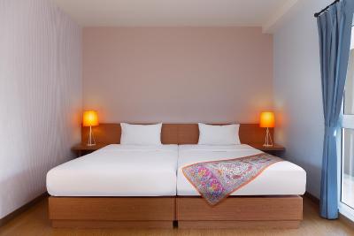 یو تینی بوتیک هوم