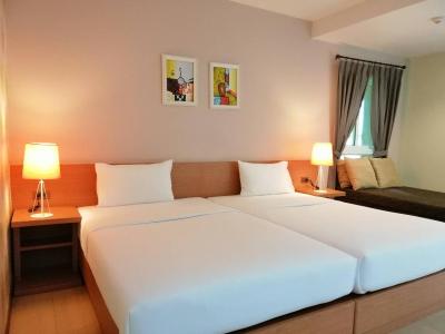 یو تینی بوتیک هوم