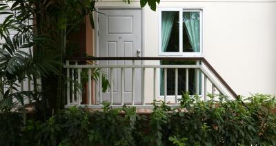 یو تینی بوتیک هوم