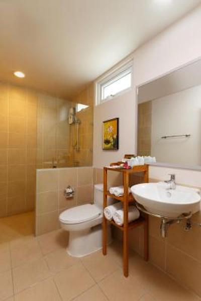 یو تینی بوتیک هوم