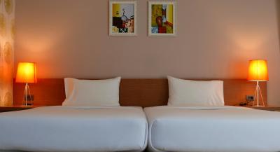 یو تینی بوتیک هوم