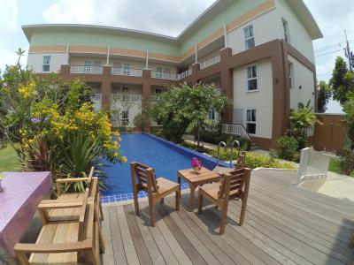 یو تینی بوتیک هوم