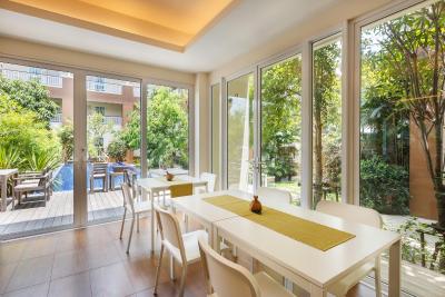 یو تینی بوتیک هوم