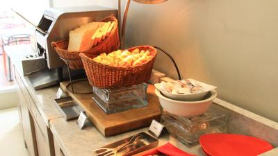 ایبیز استیلز جاکارتا مانگا دوا اسکوار