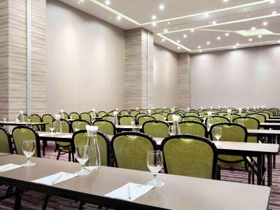 ایبیز استیلز جاکارتا مانگا دوا اسکوار
