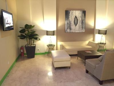 ویز پریم هتل کلاپا گادینگ