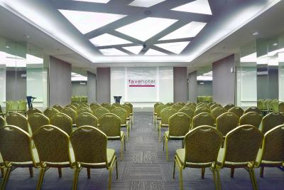 فاوهتل پوری اینداه