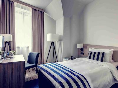 هتل مرکور ورنزه سنتر