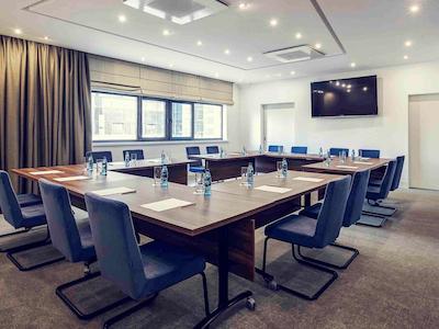 هتل مرکور ورنزه سنتر