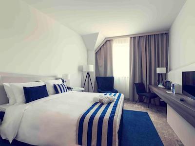 هتل مرکور ورنزه سنتر