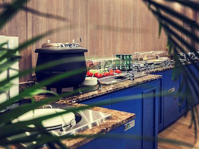 هتل مرکور ورنزه سنتر