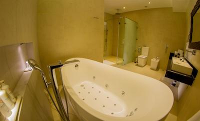 اما سیناتور