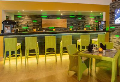 اما سیناتور