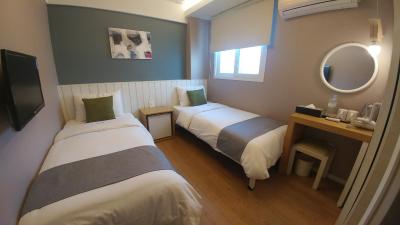 هتل قب اسئوول دنگدامون