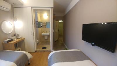 هتل قب اسئوول دنگدامون