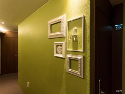 هتل قب اسئوول دنگدامون