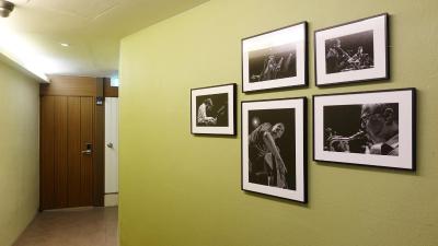 هتل قب اسئوول دنگدامون