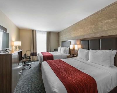 کمفرت این اند سویتز کالگاری آیرپرت نرد