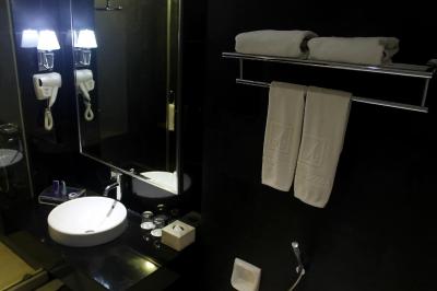 کسمو اماروسا هتل