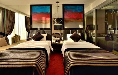 کسمو اماروسا هتل