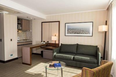 پرسیدنت سویتز سانتیاگو