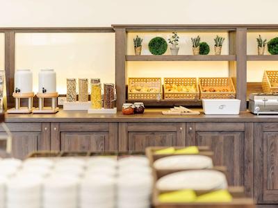 ایبیز استیلز تریر