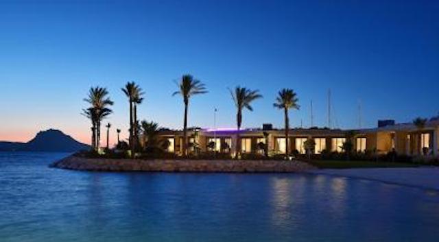 یالیکاواک مارینا بیچ هتل