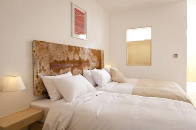 بنیکیا پرمیر ماریگولد هتل