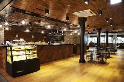 بنیکیا پرمیر ماریگولد هتل