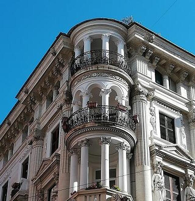 دهارما لوکسوری هتل