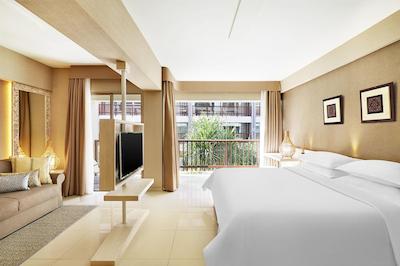 فور پوینتز بای شراتون بالی