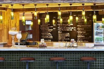 فور پوینتز بای شراتون بالی